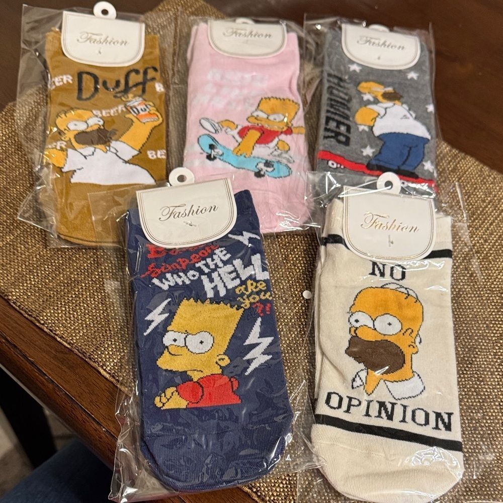 3214-Matthew Fun Item- Kids Socks Various Colors Available